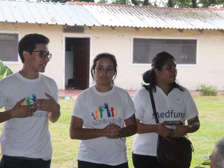 Volunteers in medfund shirts